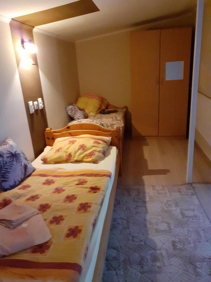 Csilla Apartman Balogunyom Exterior photo
